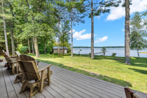 Family-Friendly 5BR House by the Lake